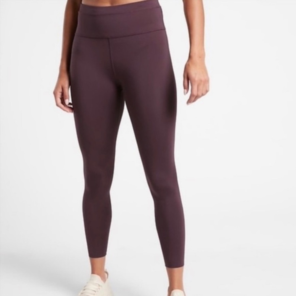 Athleta‎ Accelerate 7/8 Tight Agate Purple